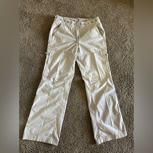Tommy Hilfiger Women’s Light Cream Cargo Pants